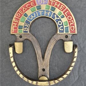 Religious Wall Hook - Multicolor "The Peace of the Lord Be With You"
